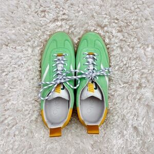 Oncept Panama Sneakers Cyber Green | Free People | Like New